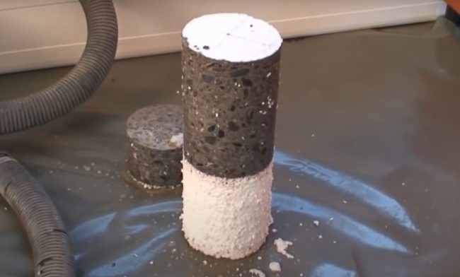 Снимка на бетон, рязан с диамантена боркорона