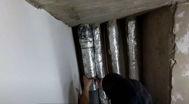 Снимка: Звукоизолация на общи щрангове на къщата