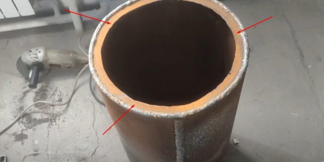 Снимка на варел със заварен пръстен за воден кръг