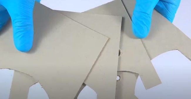 Снимка на детайлите на основния корпус с крака