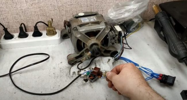 Снимка: Контрол на скоростта с променлив резистор