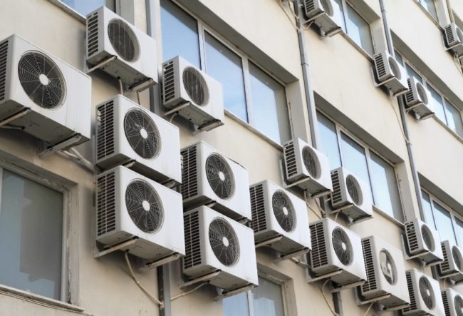 Снимка: С увеличаването на броя на външните тела, натоварването върху сградата се увеличава.