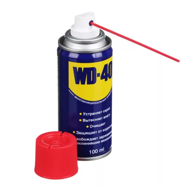 Снимка: Бързо проникваща аерозолна смазка