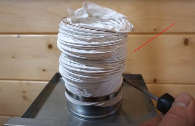 Снимка на клапана и филтъра на входа