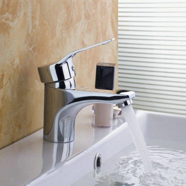 Снимка на кран за мивка