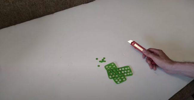 снимка на отвори в тапи за тръби