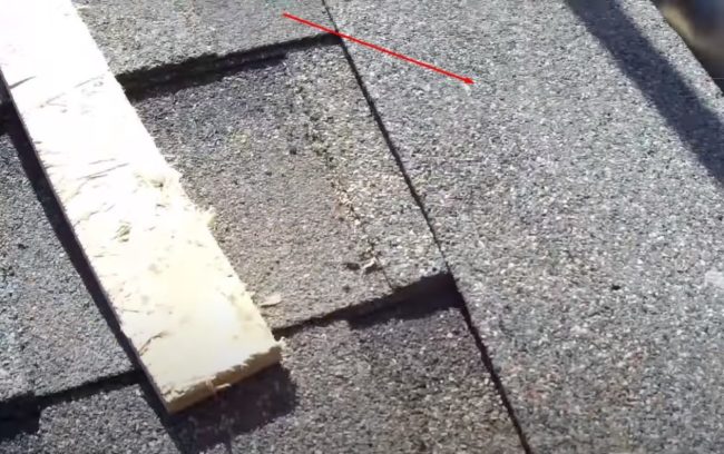 Снимка на изравняваща лента на допълнителен елемент, залепен по периметъра на изреза