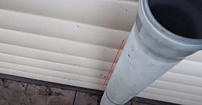 Снимка на щранг за изпускане на септична яма