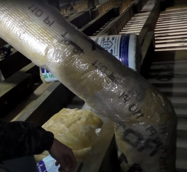 Снимка на изолиран въздуховод