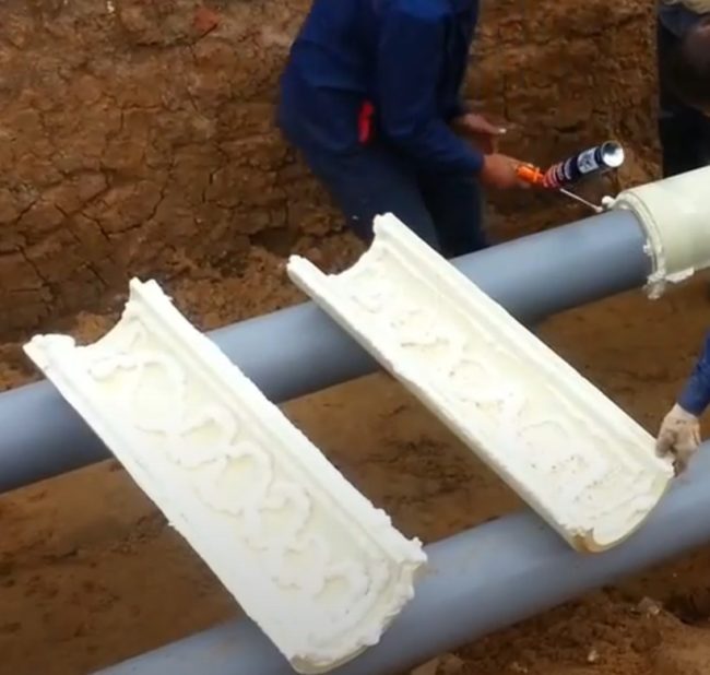 Снимка: Обработка с пяна на края на залепената изолация за свързване със следващия профилиран елемент