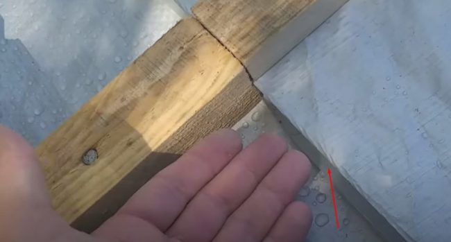 Снимка на хлабината на въздушния клапан