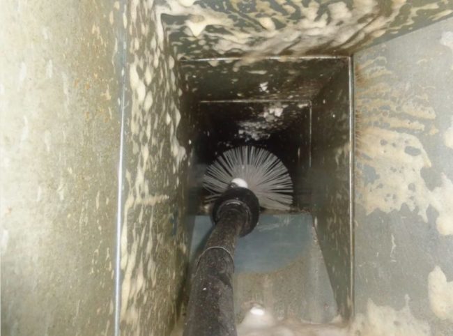 Снимка: Комбинирано почистване