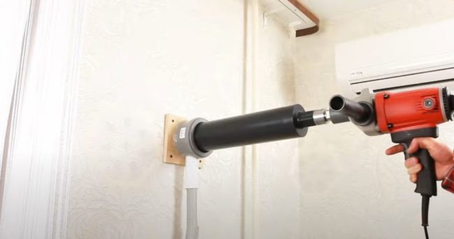 Снимка: Диамантено пробиване