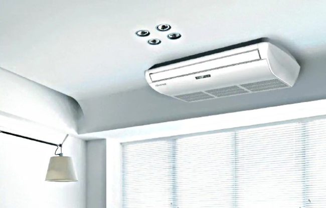 Снимка на вътрешното тяло на климатика