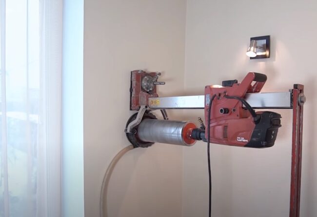 Снимка на диамантено пробивен отвор