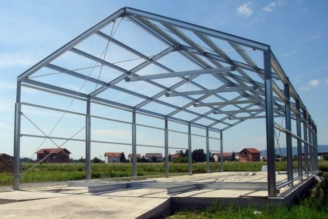 Метални конструкции в съвременното строителство: видове, предимства и области на приложение