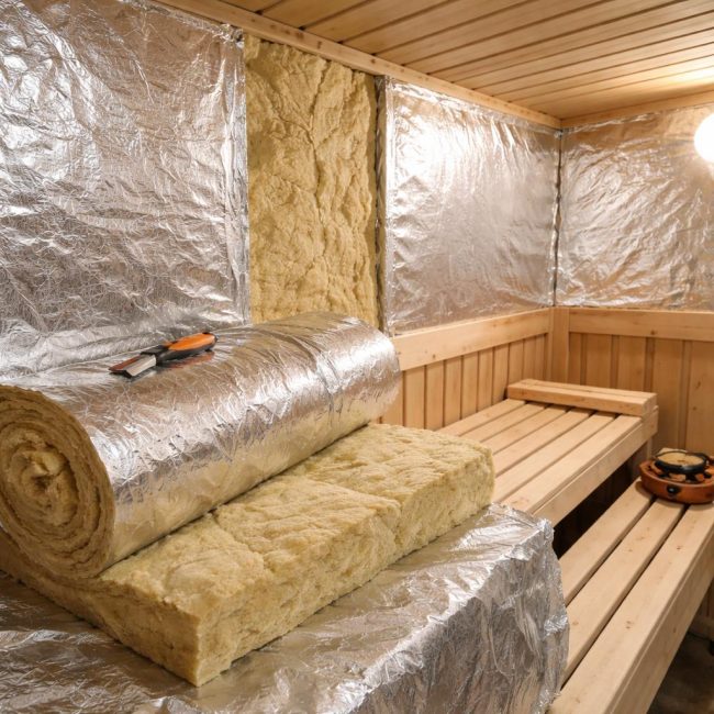 Минерална вата с фолио в изграждането на сауна: предназначение, експлоатация и ограничения
